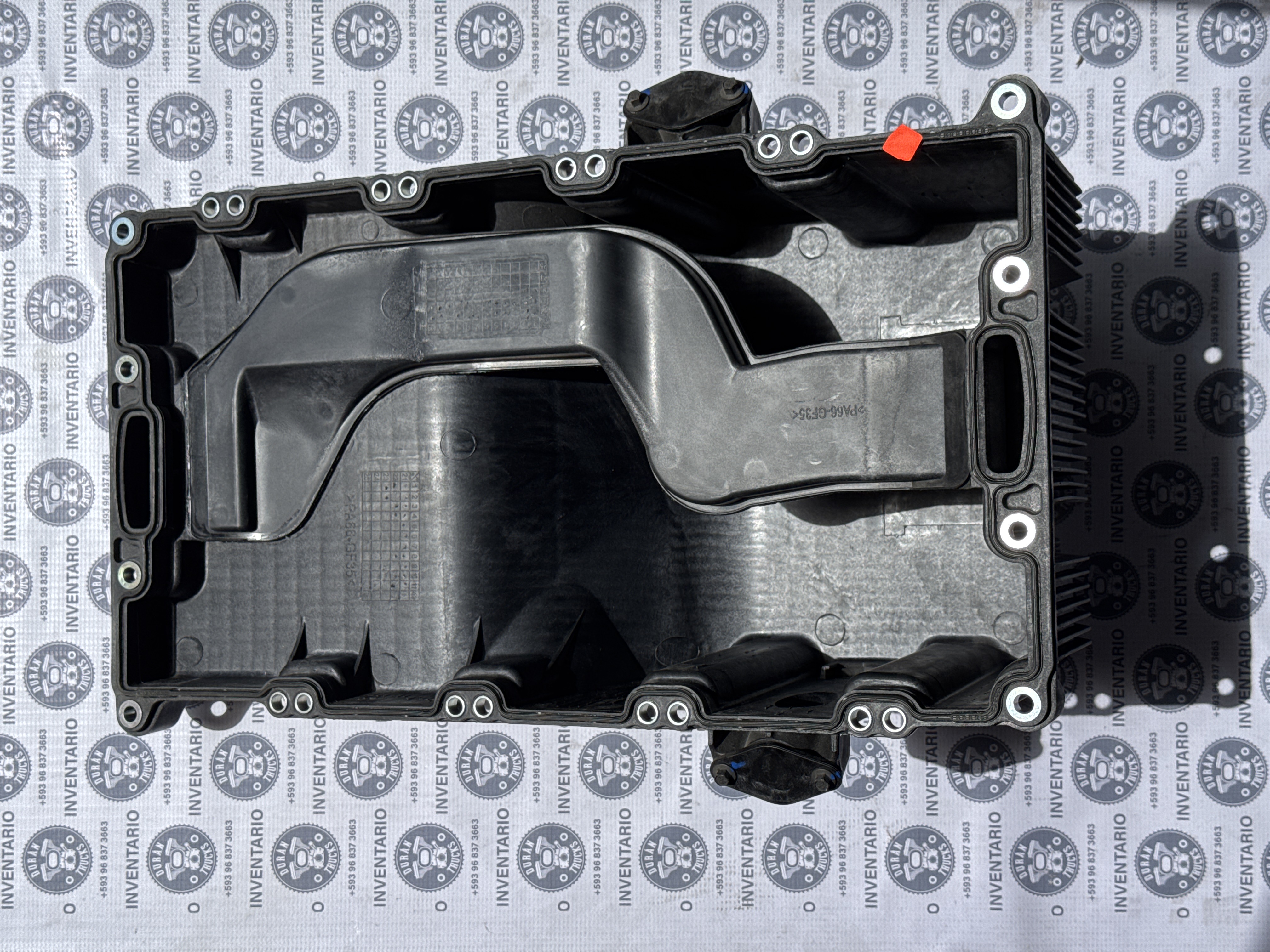 CARTER DE ACEITE MOTOR CUMMINS ISF 3.8 DOBLE PERNO