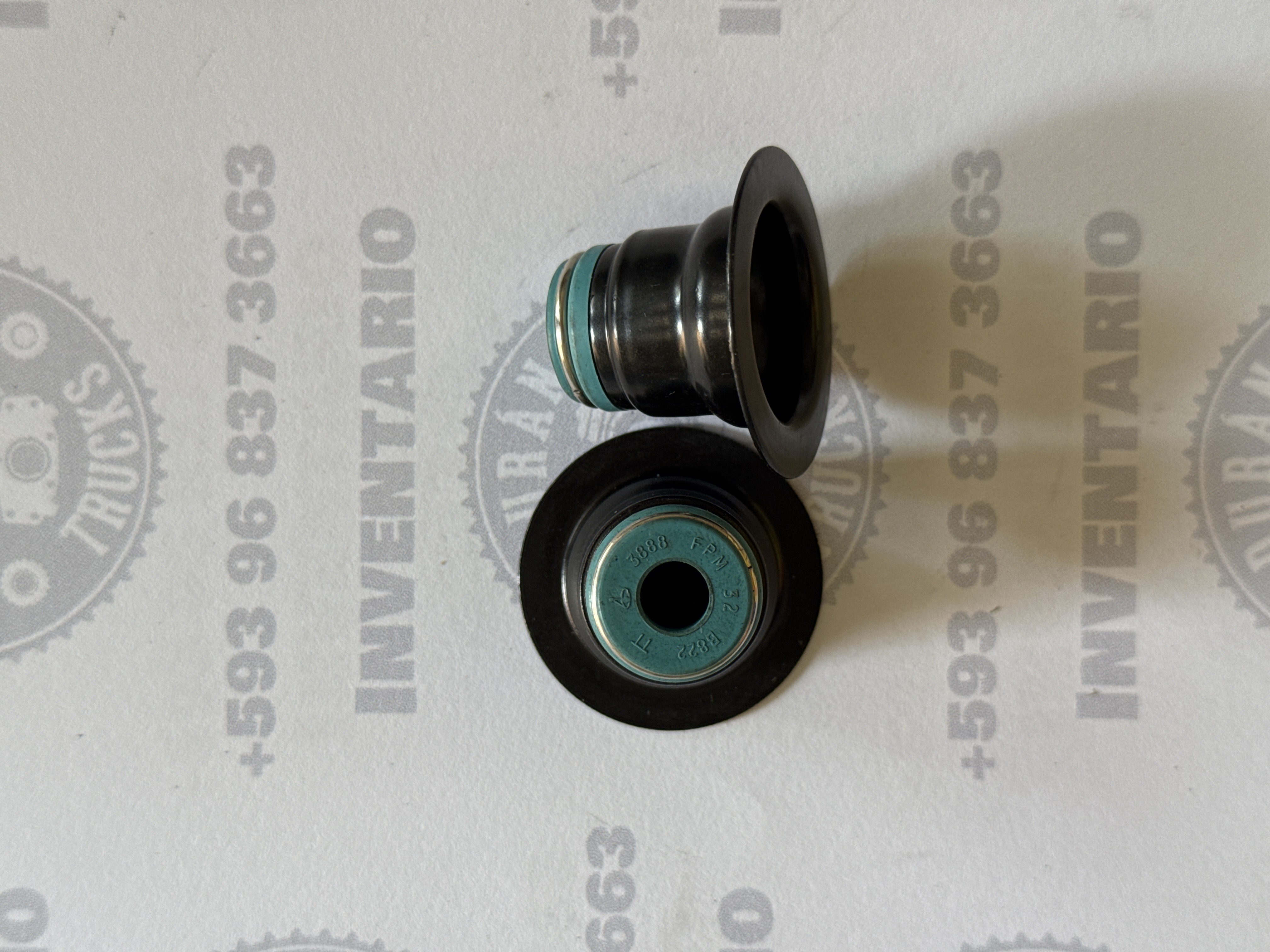 SELLOS DE VALVULA CUMMINS 4BT/6BT TIPO GORRO ROJO AZUL GRUEZO BAJO 24mm
