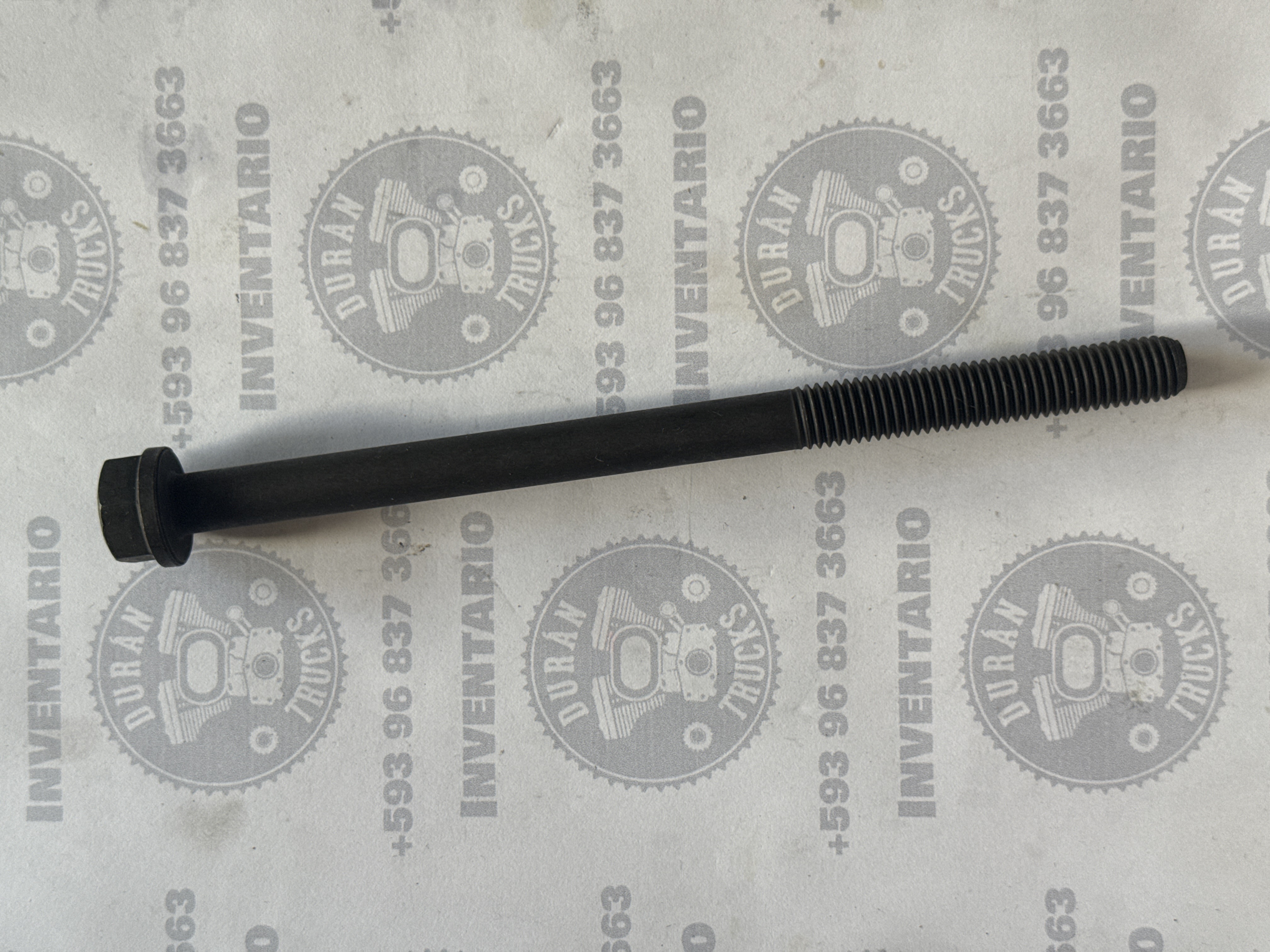PERNOS DE CABEZOTE CUMMINS 4BT 6BT 12*1.75*180 - foto 2