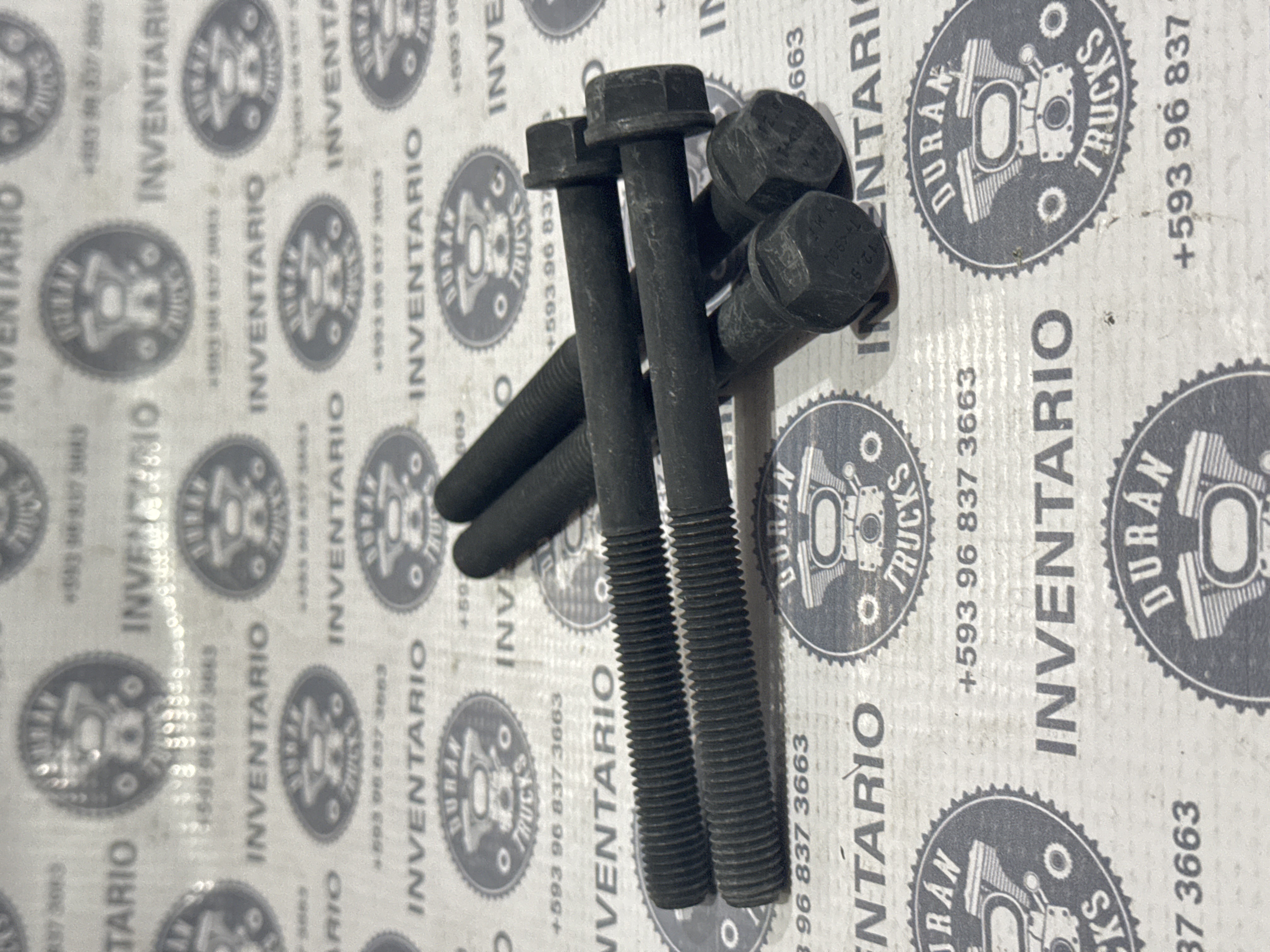 PERNO DE CABEZOTE MOTOR CUMMINS ISB QSB M12 * 1.75 * 130 - foto 2