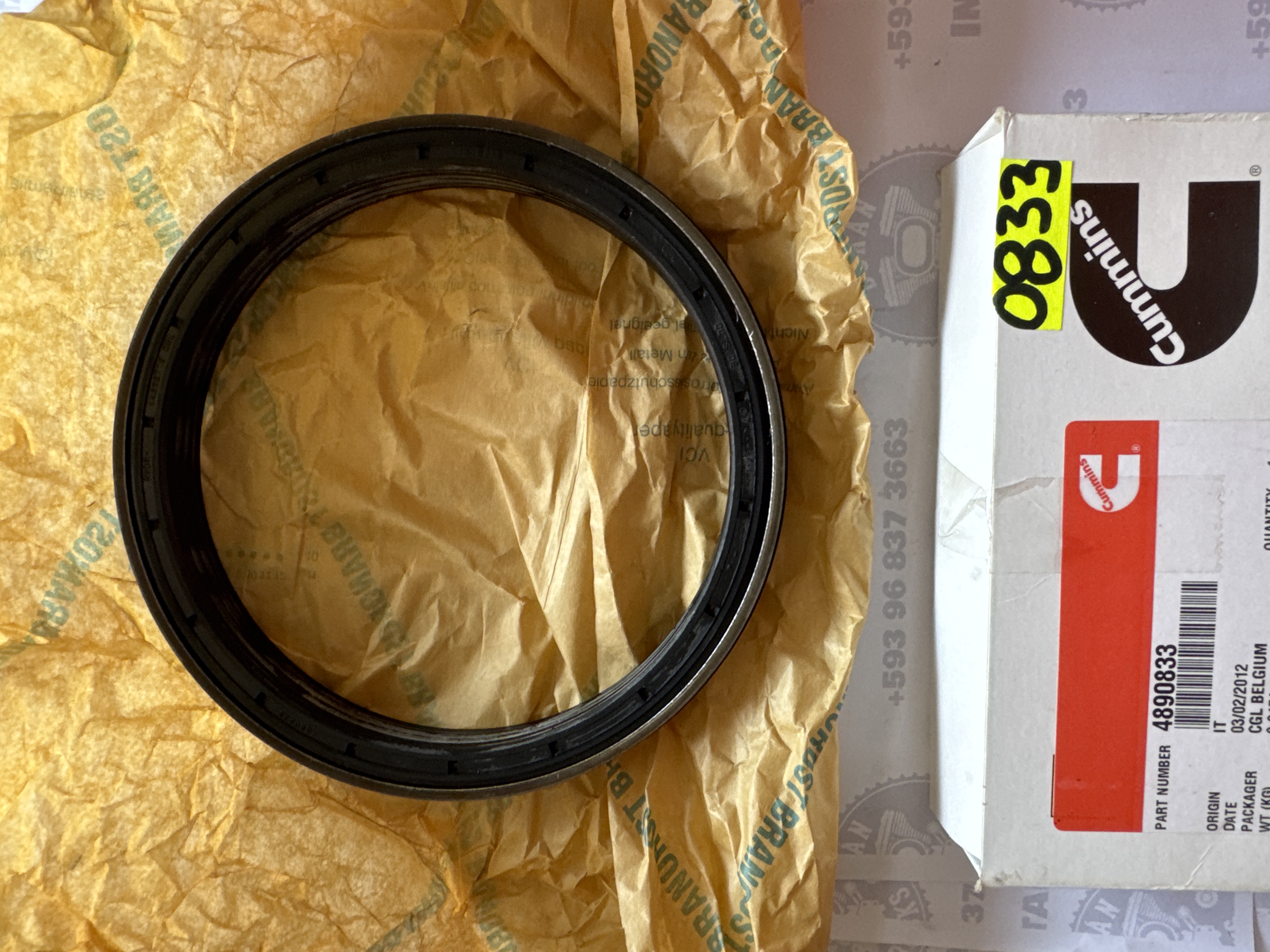 RETEN POSTERIOR DEL CIGÜEÑAL MOTOR CUMMINS QSB ISL ISD IVECO NEW HOLLAD B95B