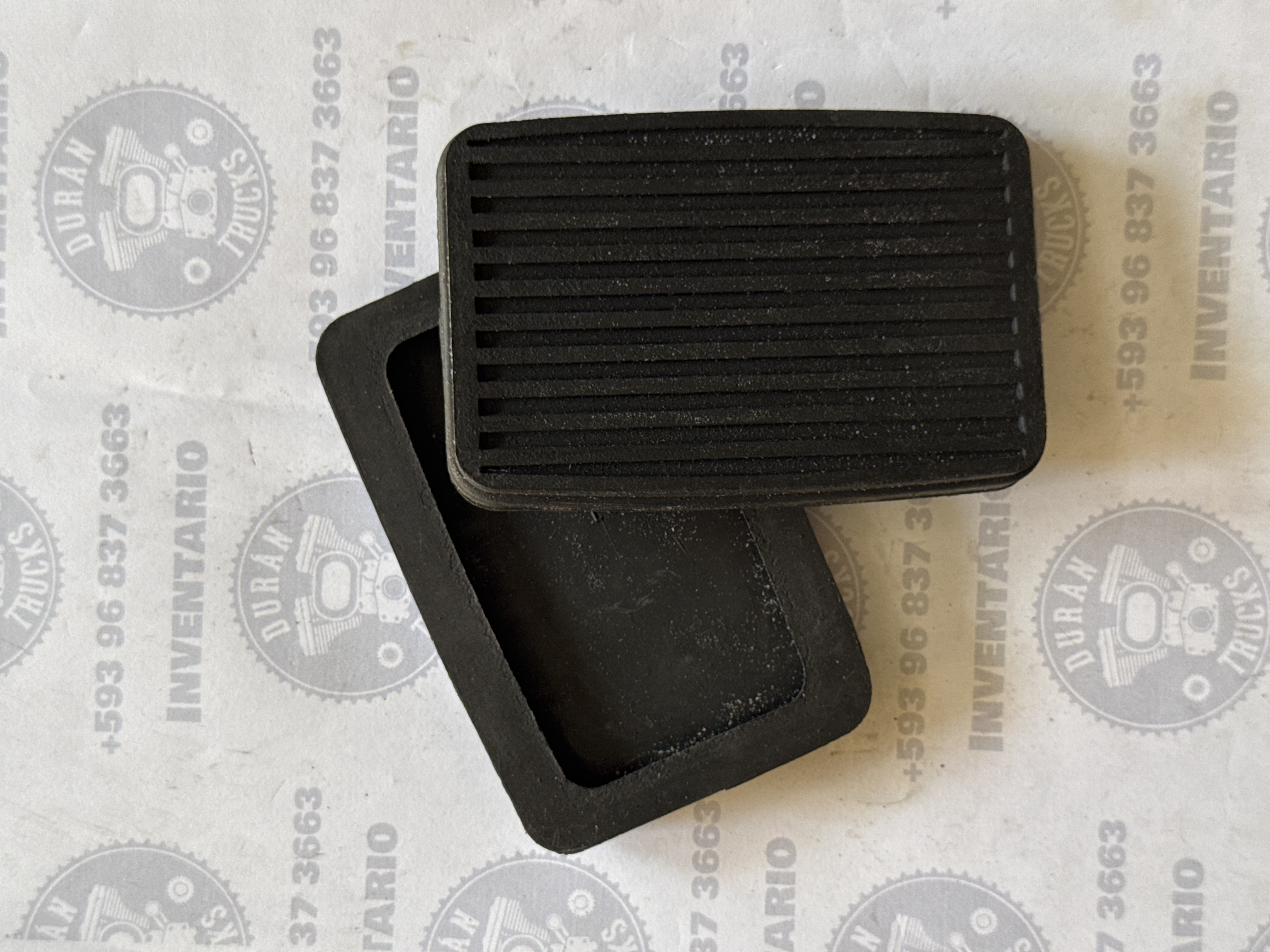 CAUCHO DEL PEDAL DEL FRENO Y EMBRAGUE 4700