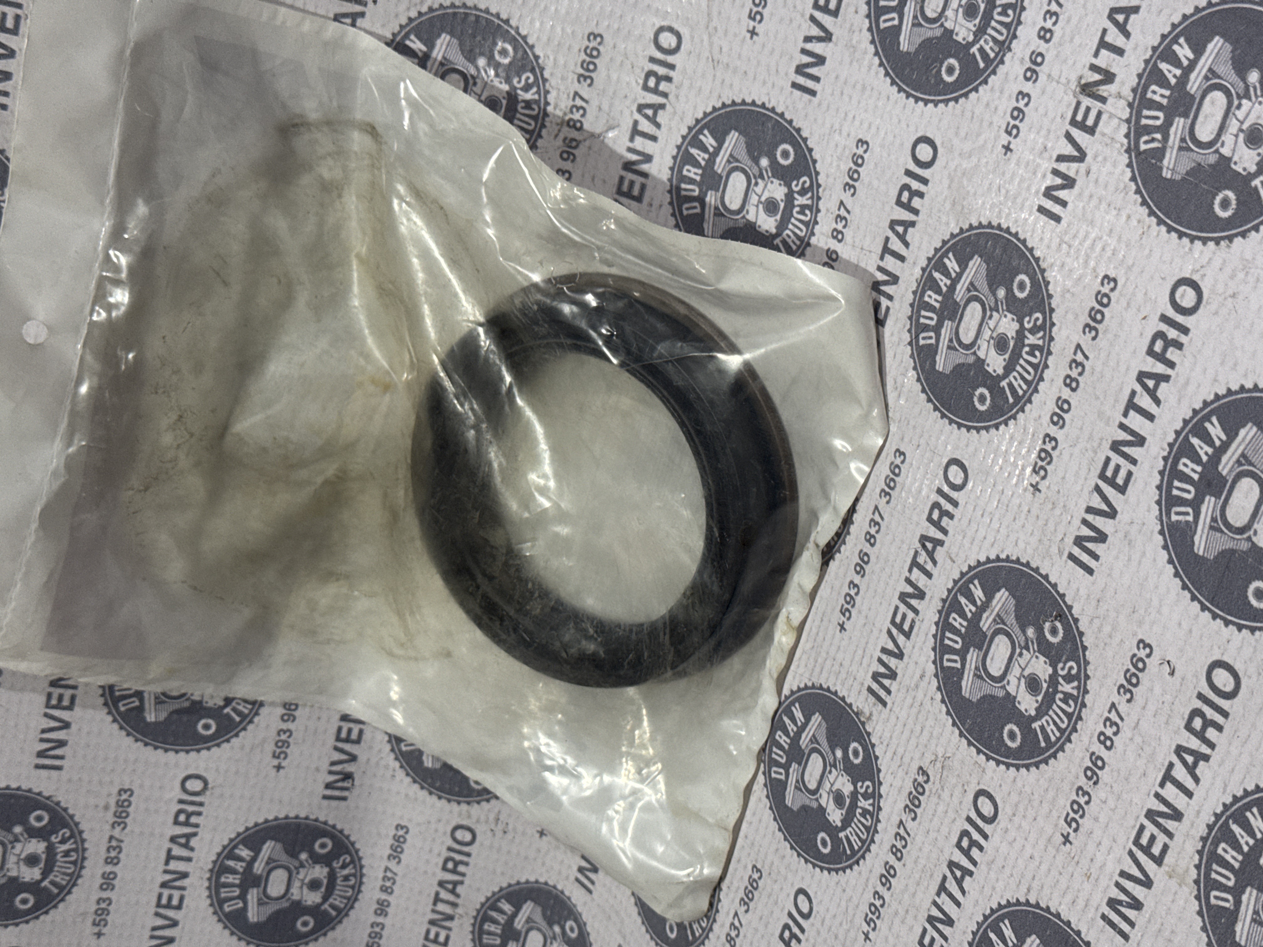 RETEN PARA BRIDA DEL EJE DIFUSOR 3013 PARA LA 185 DE 65MIL LIBRAS