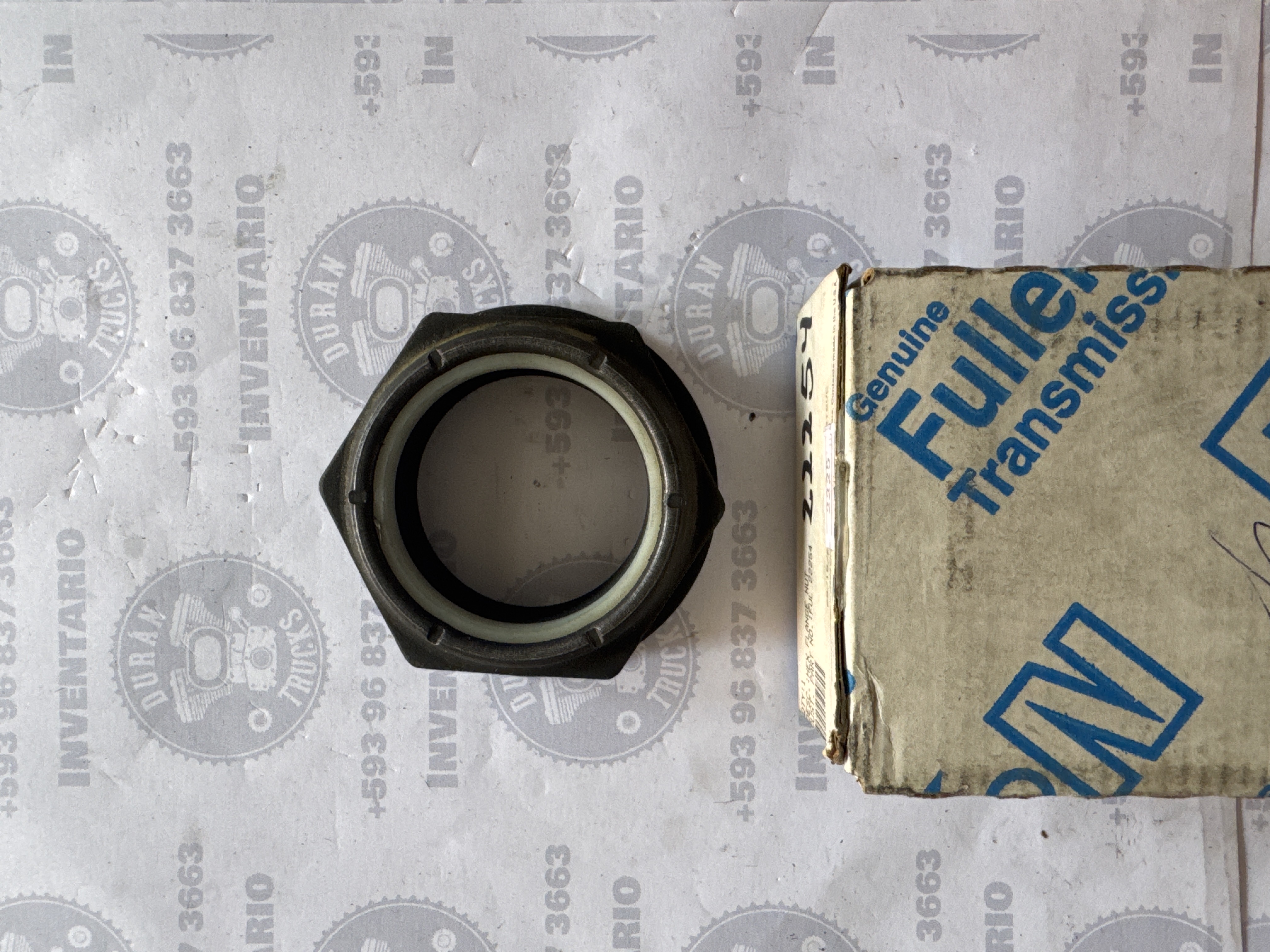 TUERCA DE BRIDA DE CAJA FULLER 40X1146