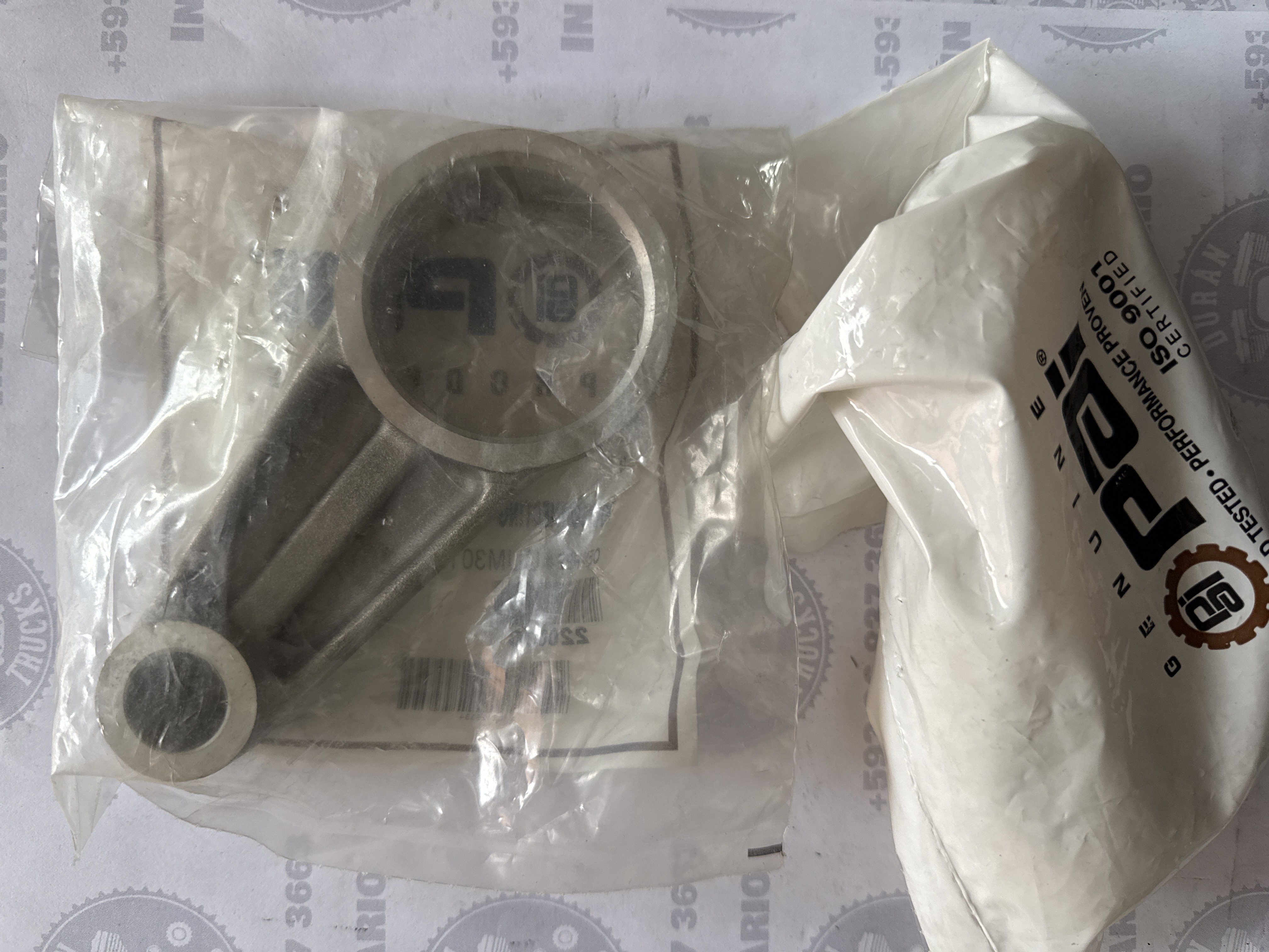 BRAZO DE BIELA DE COMPRESOR CUMMINS DE 1 PISTON