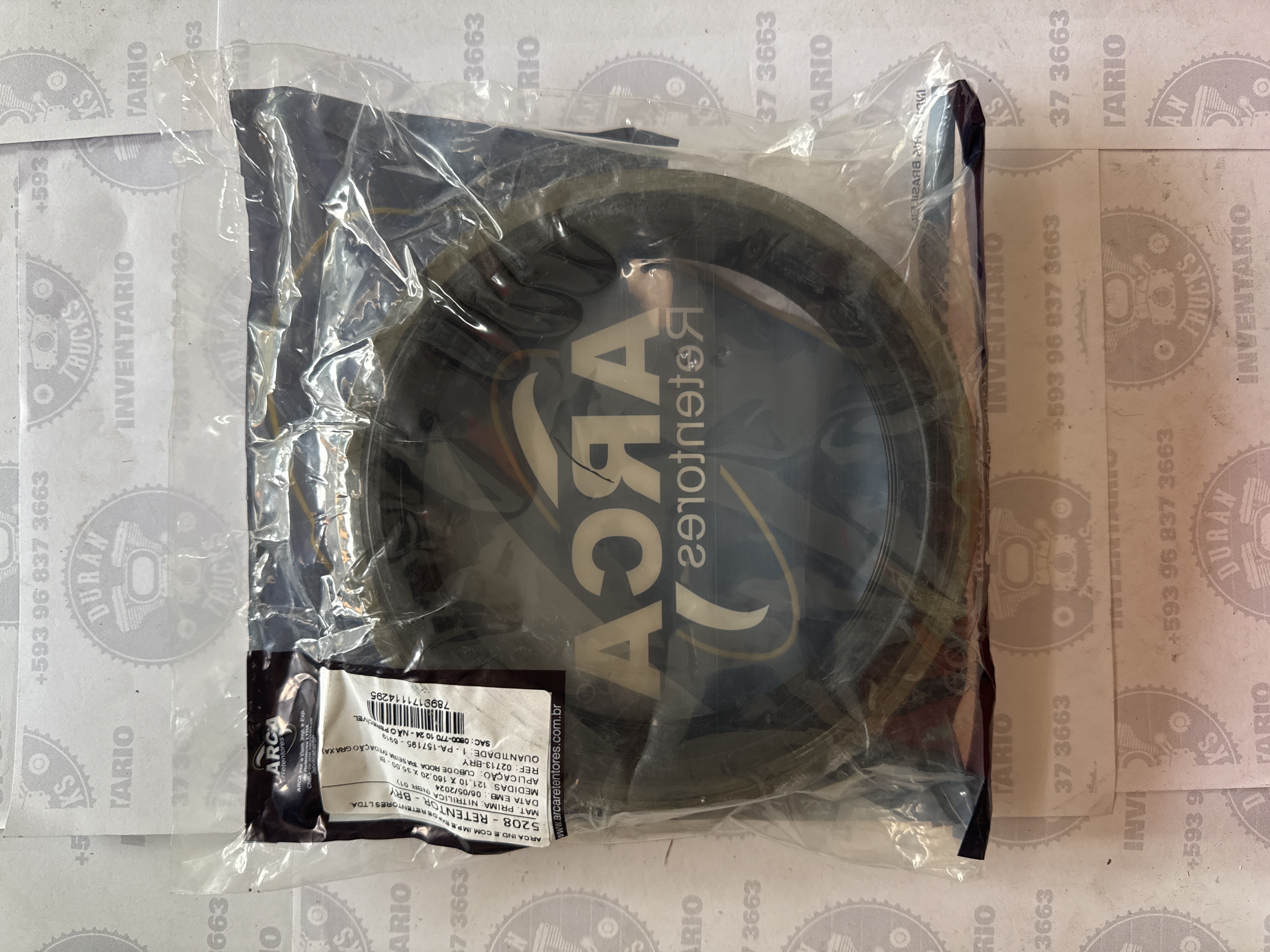 RETEN DE RUEDA POSTERIOR CORONA EATON FORD INTERNATIONAL KENWORD FRIGHTLINER VW17210
