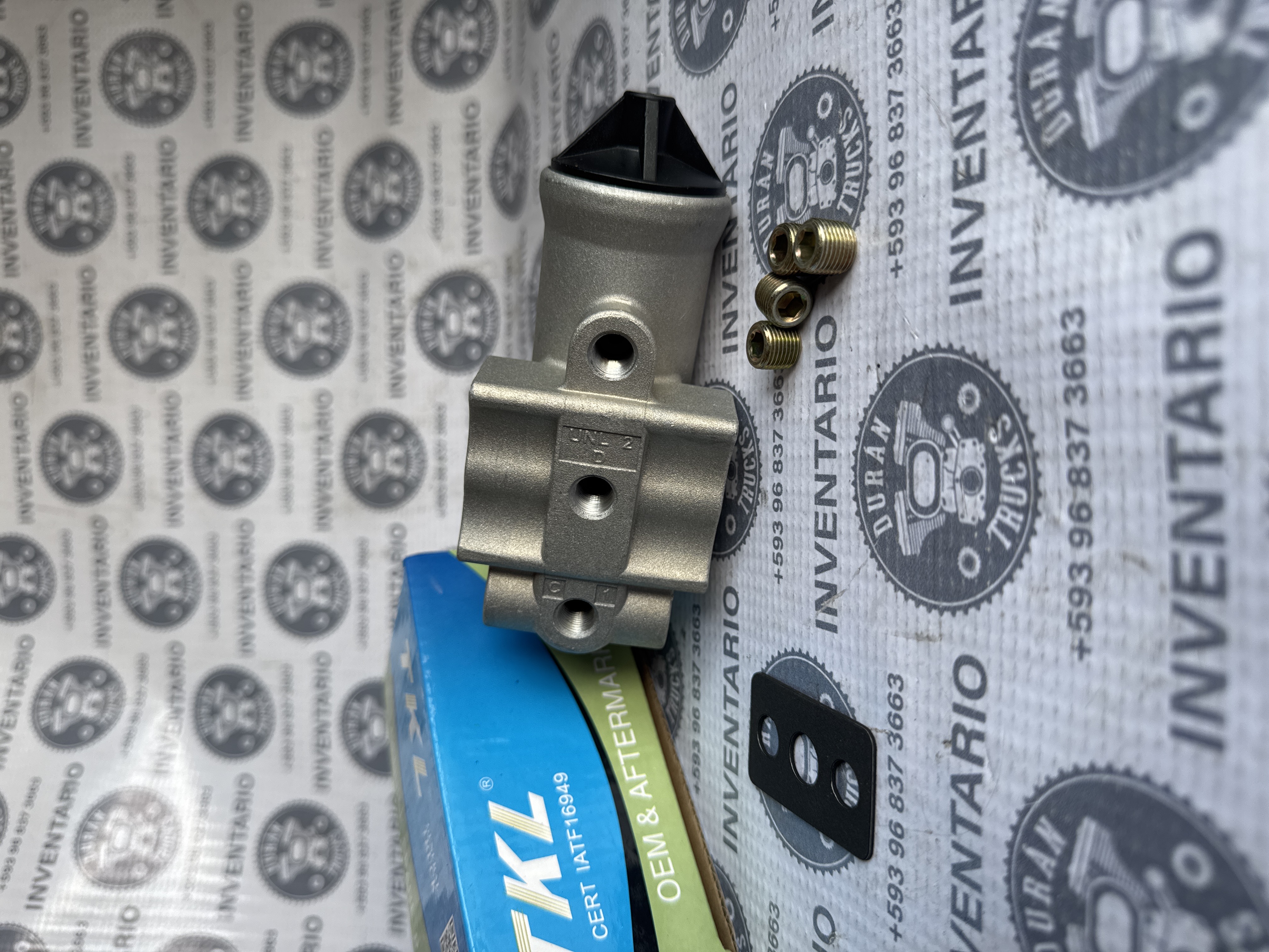 GOVERNOR UNIVERSAL FORD CUMMINS INTERNACIONAL MACK