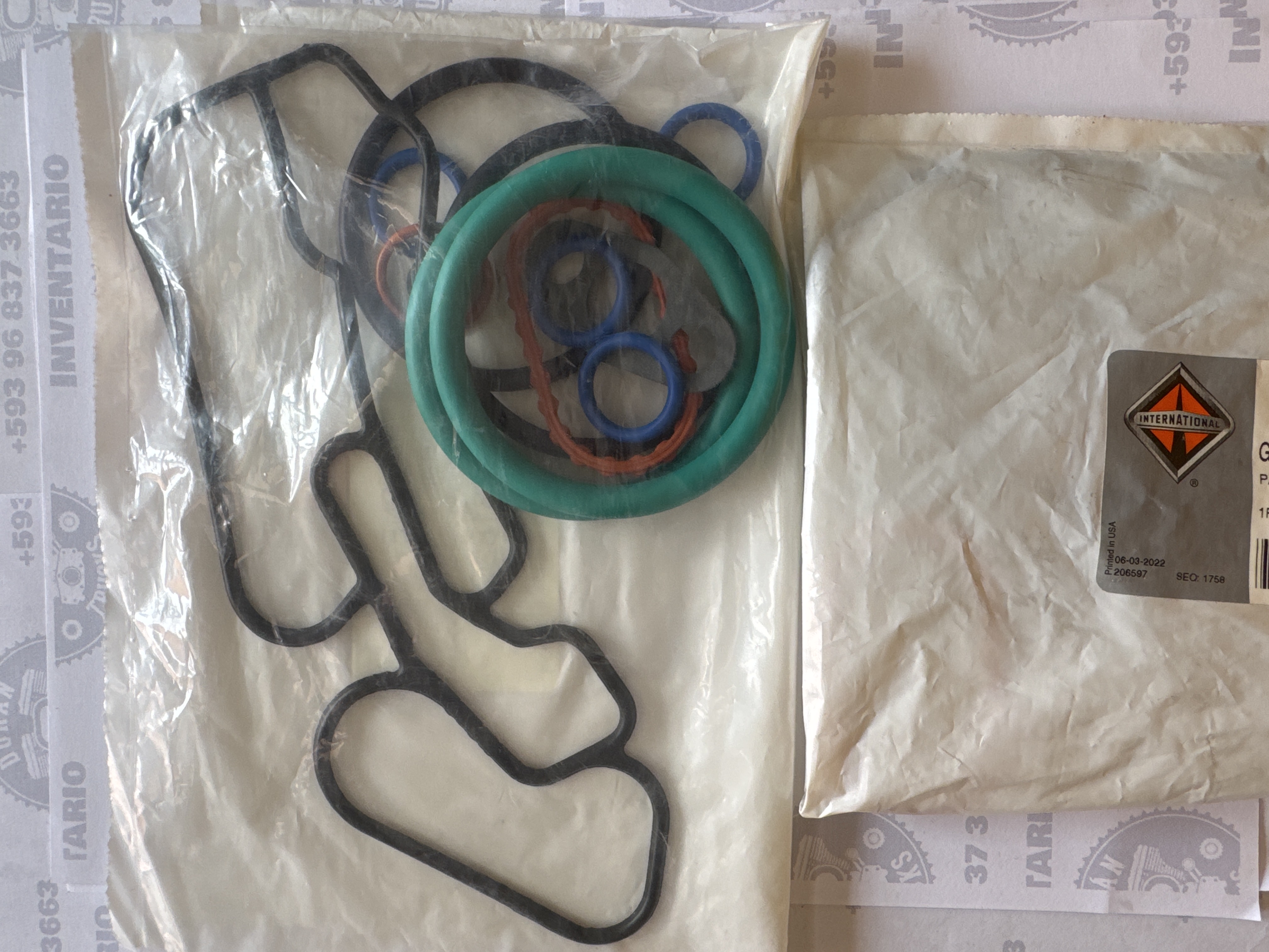 KIT DE EMPAQUES DEL ENFRIADOR DE ACEITE INTERNATIONAL DT466 DT530 DESDE EL 95 HASTA EL 2005