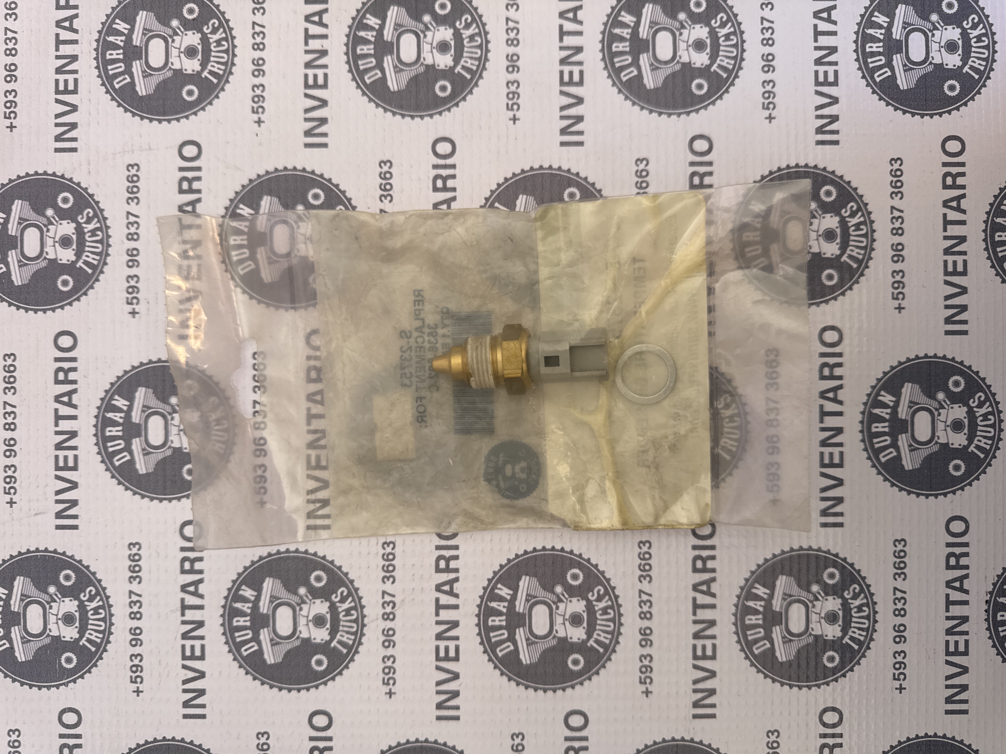 SENSOR DE TEMPERATURA DE ACEITE INTERNATIONAL DT466 DT530E 3/8" DOS PINES