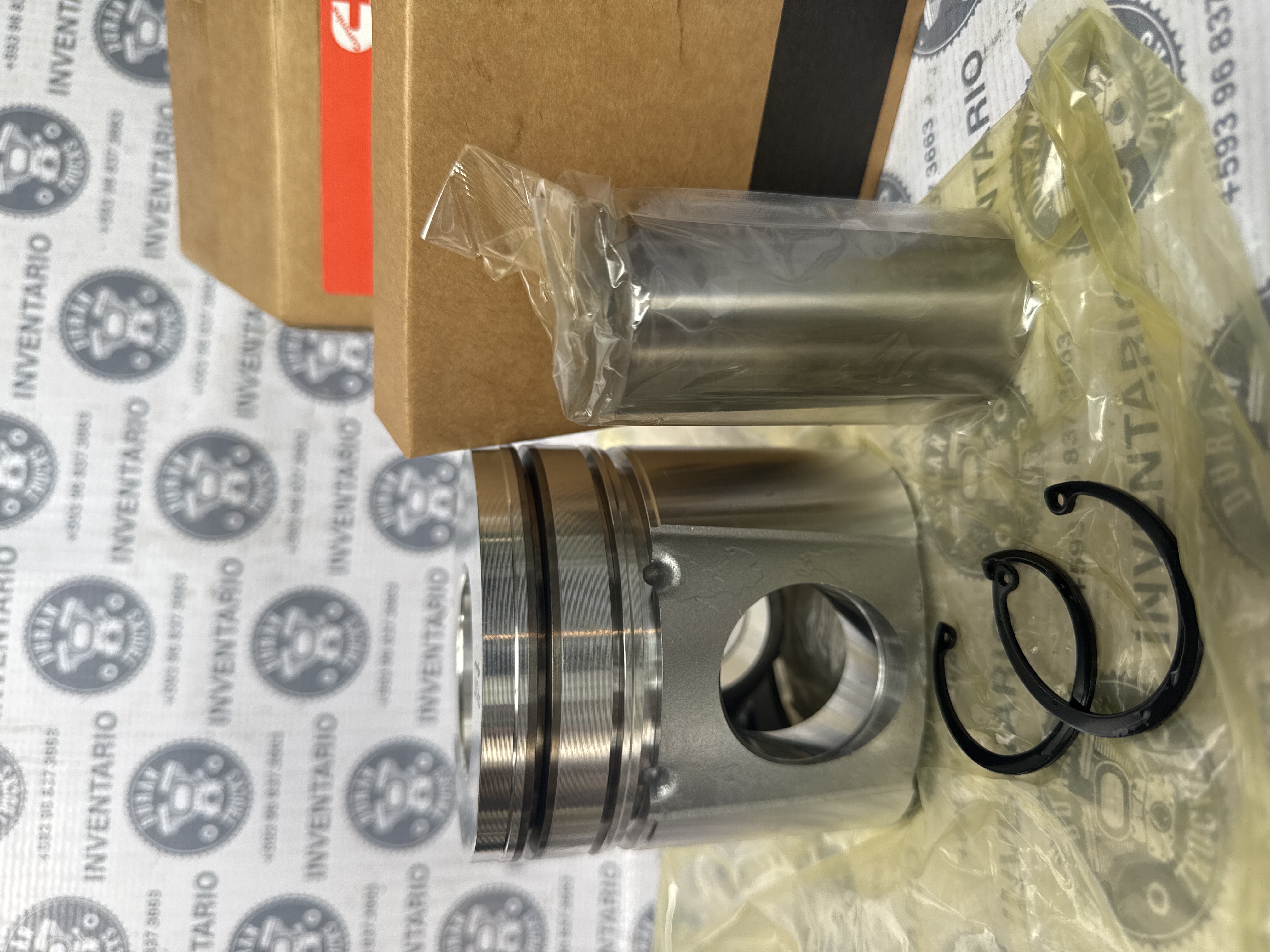 KIT DE PISTON STD MOTOR CUMMINS 4BT 6BT VIEN CON EL PISTON 3926632 3926631