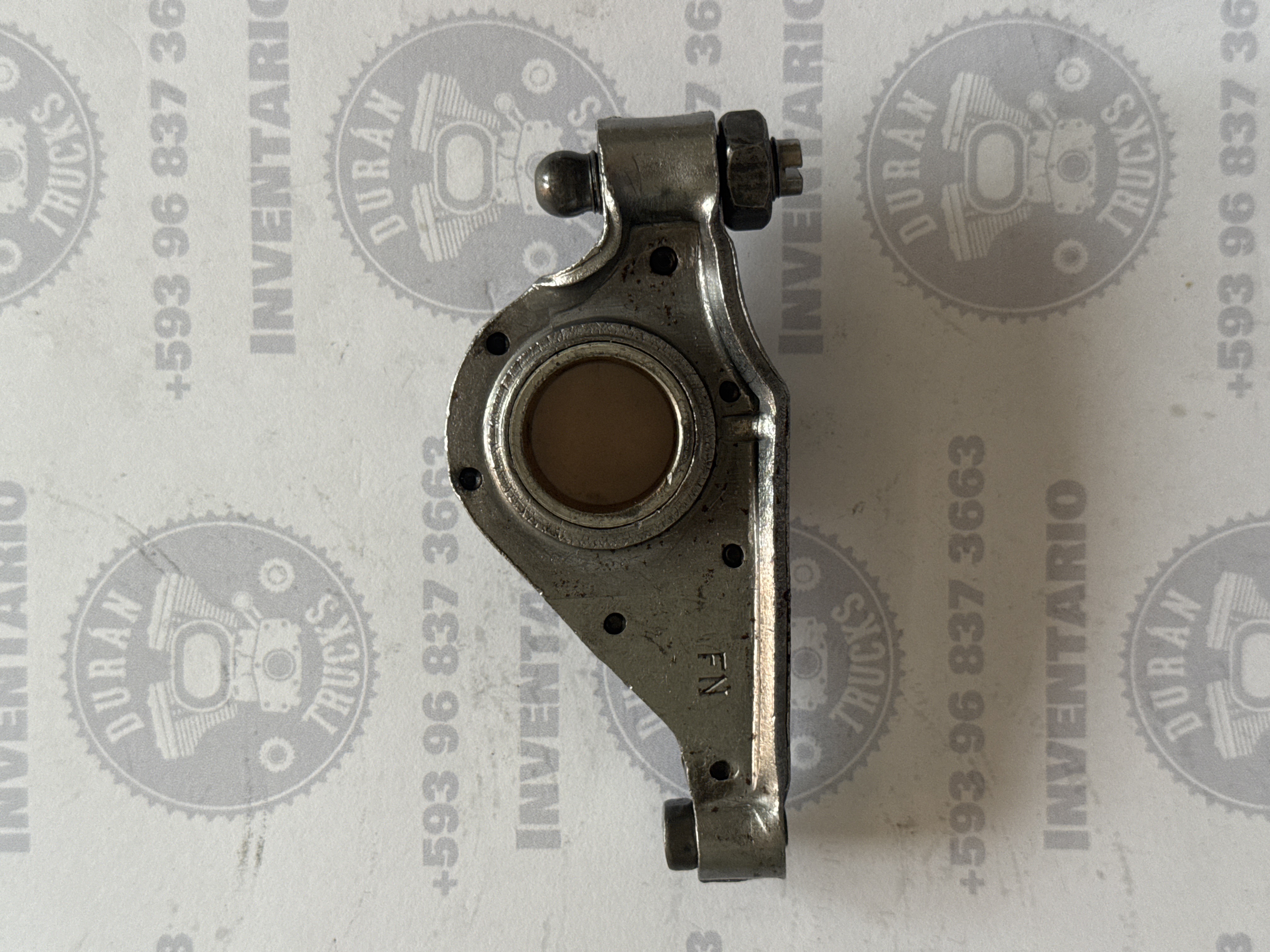 BALANCIN DE VALVULA INTERNATIONAL DT466 93-97