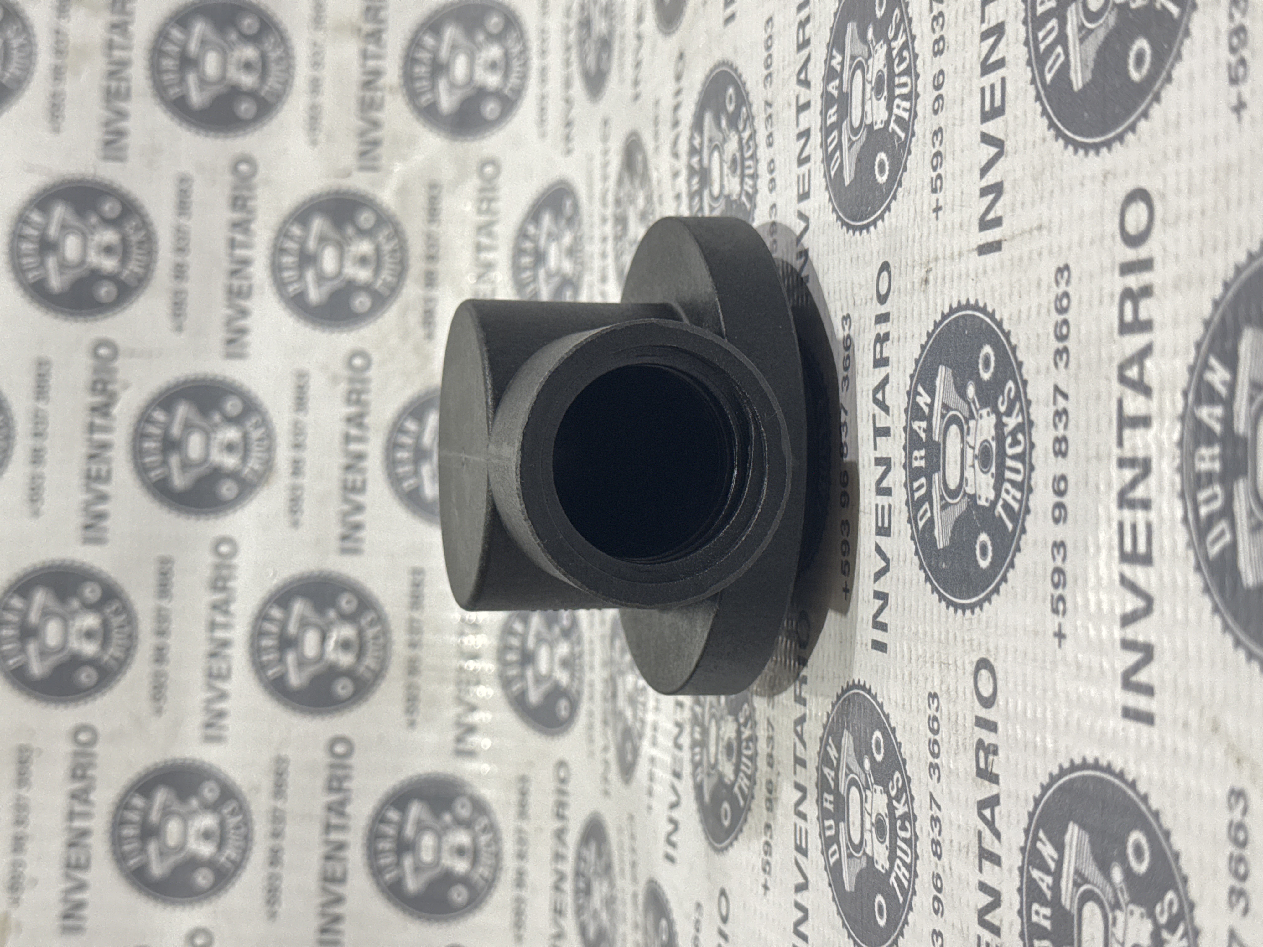 TOMA PARA LLENADO DE ACEITE VARIOS 4BT 6BT ISX - foto 3