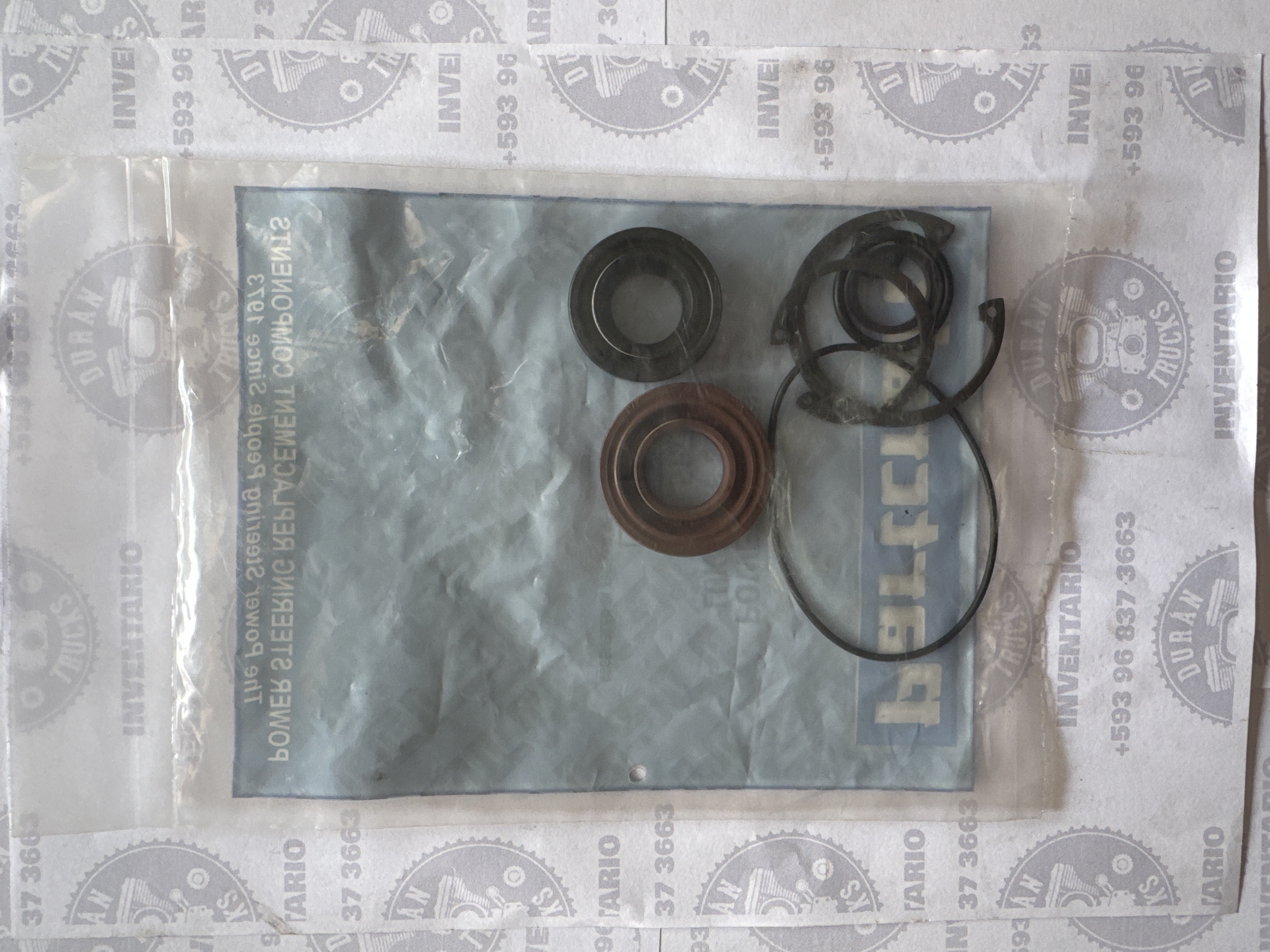 KIT DE REPARACION DE BOMBONA DE DIRECCION LUK INTER 4700 BUS FREIGHTLINER KENWORTH MODERNO