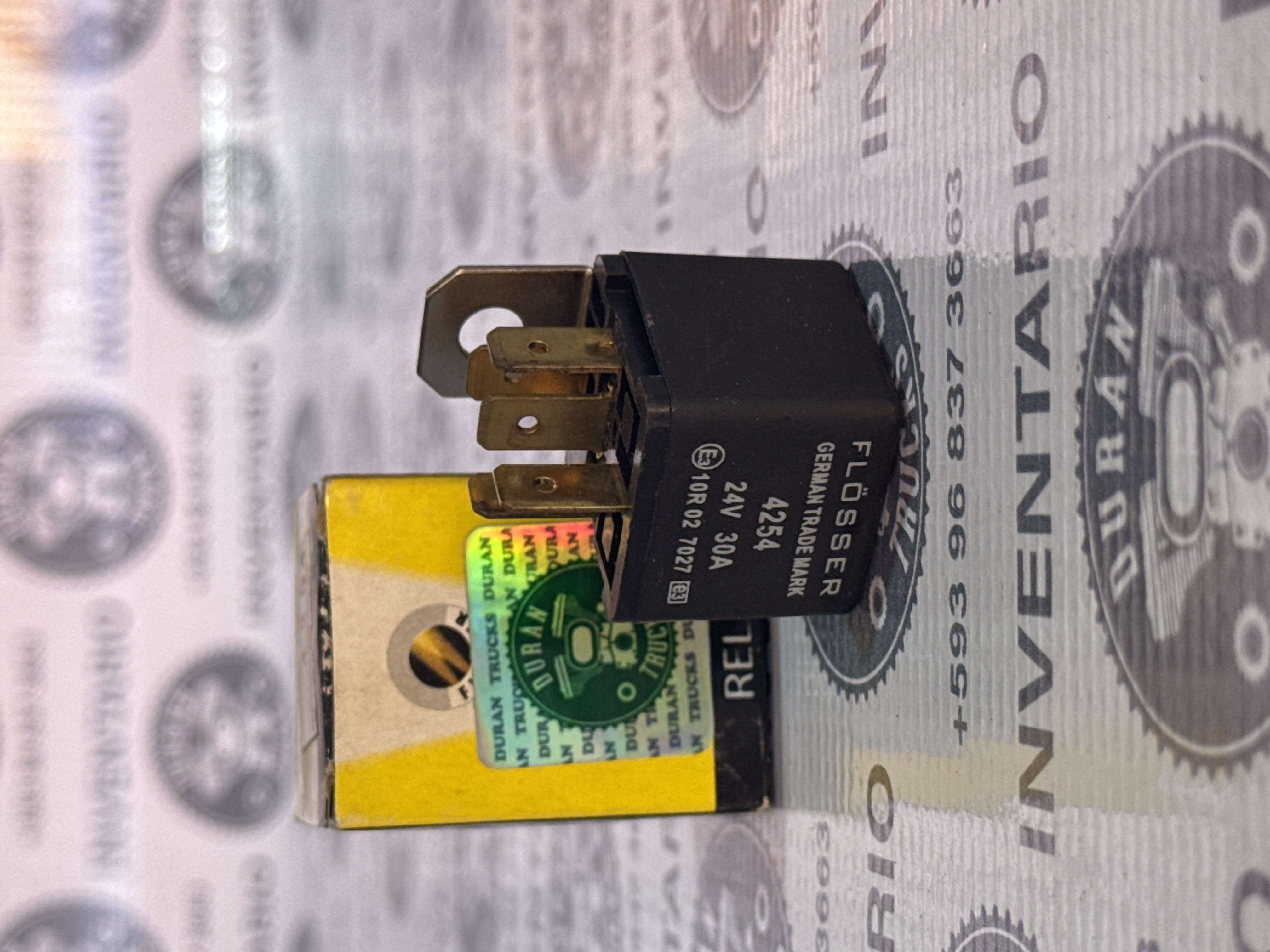 RELAY 24V 30A