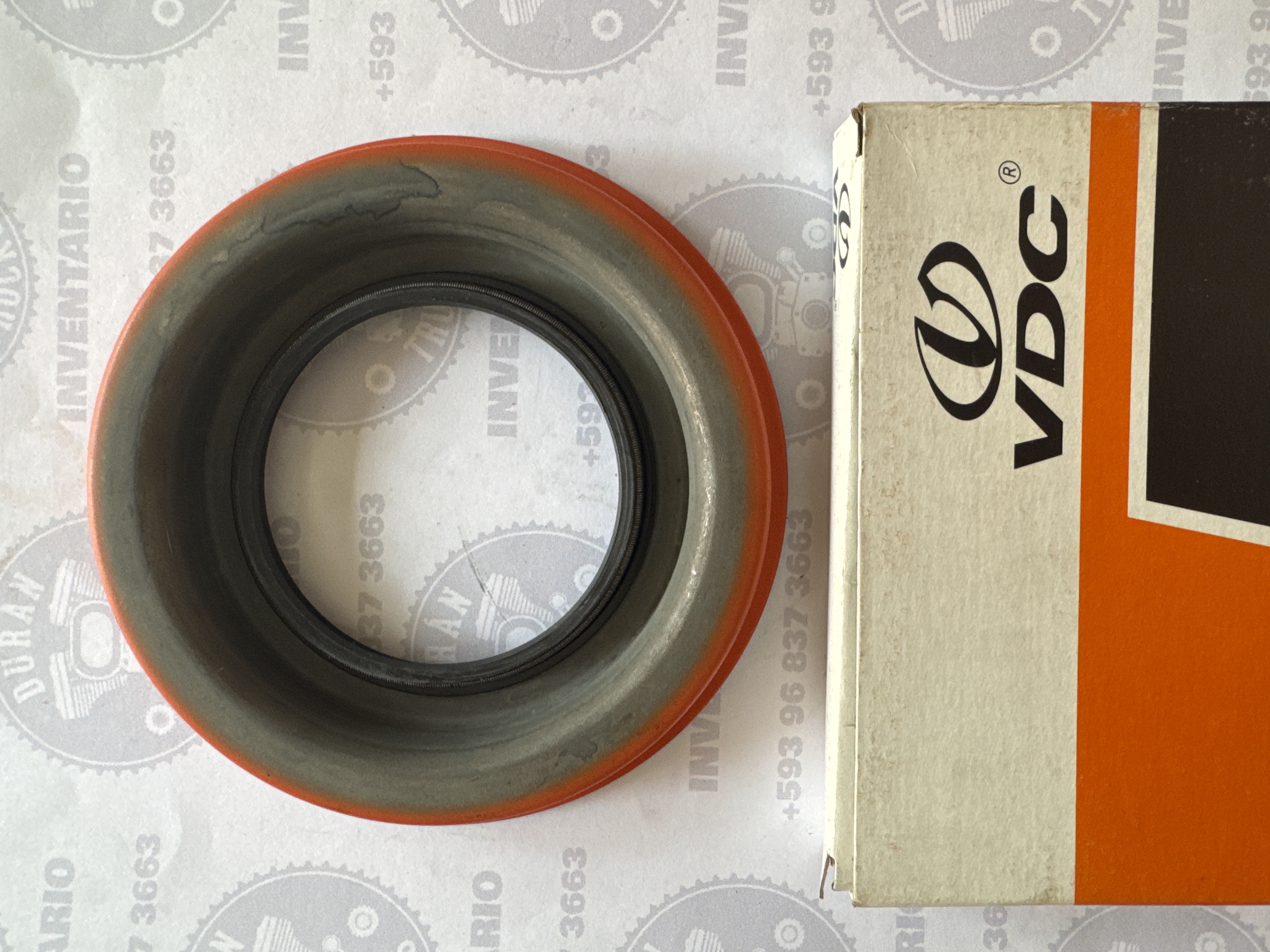 RETEN DEL CONO FORD 600 / 750 / 800 EATON 34. 45. MIL LIBRAS INTERNATIONAL 4700 BUS