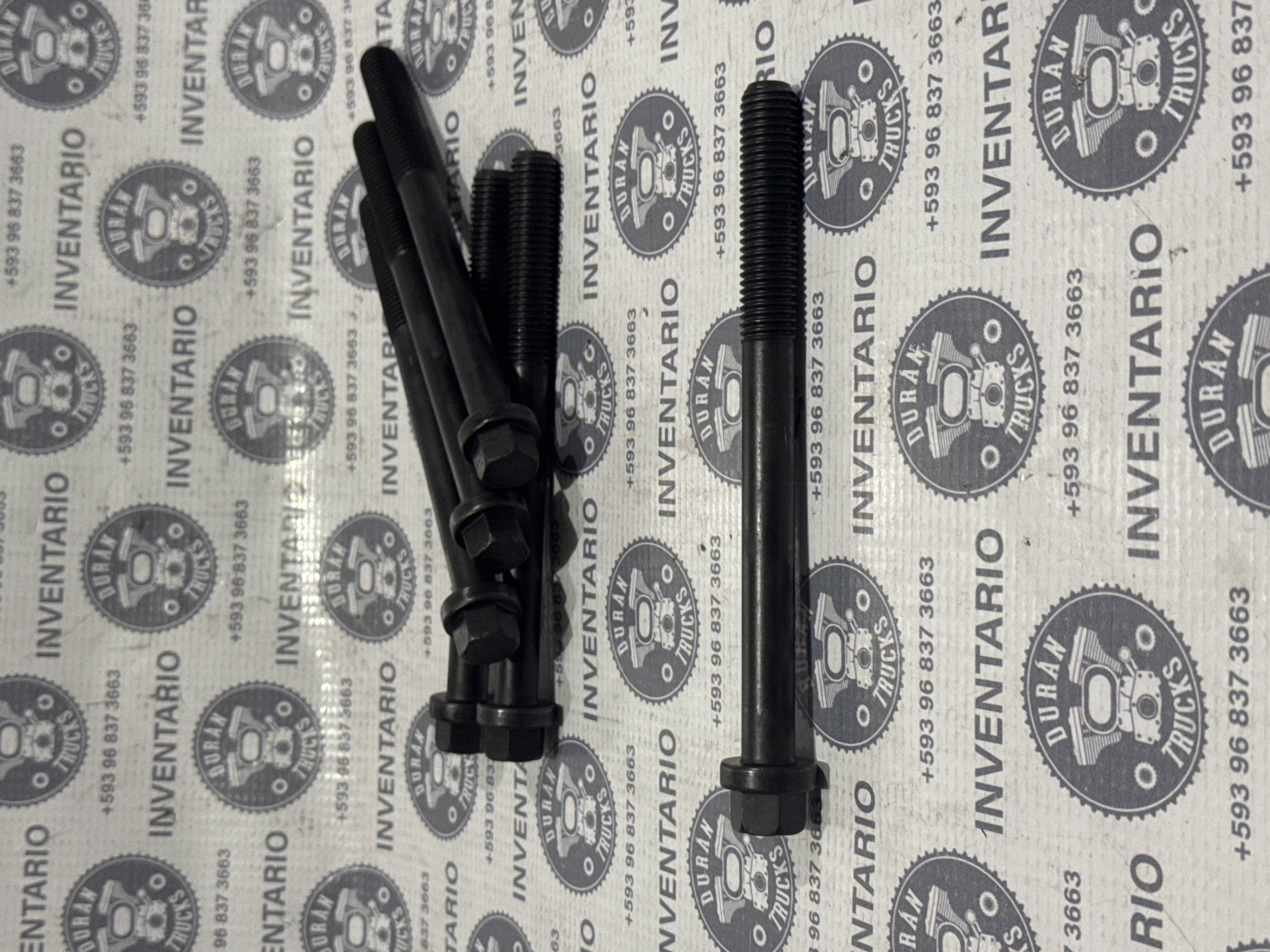 PERNO DE CABEZOTE MOTOR CUMMINS ISL 6CT M14 X 2 X 160