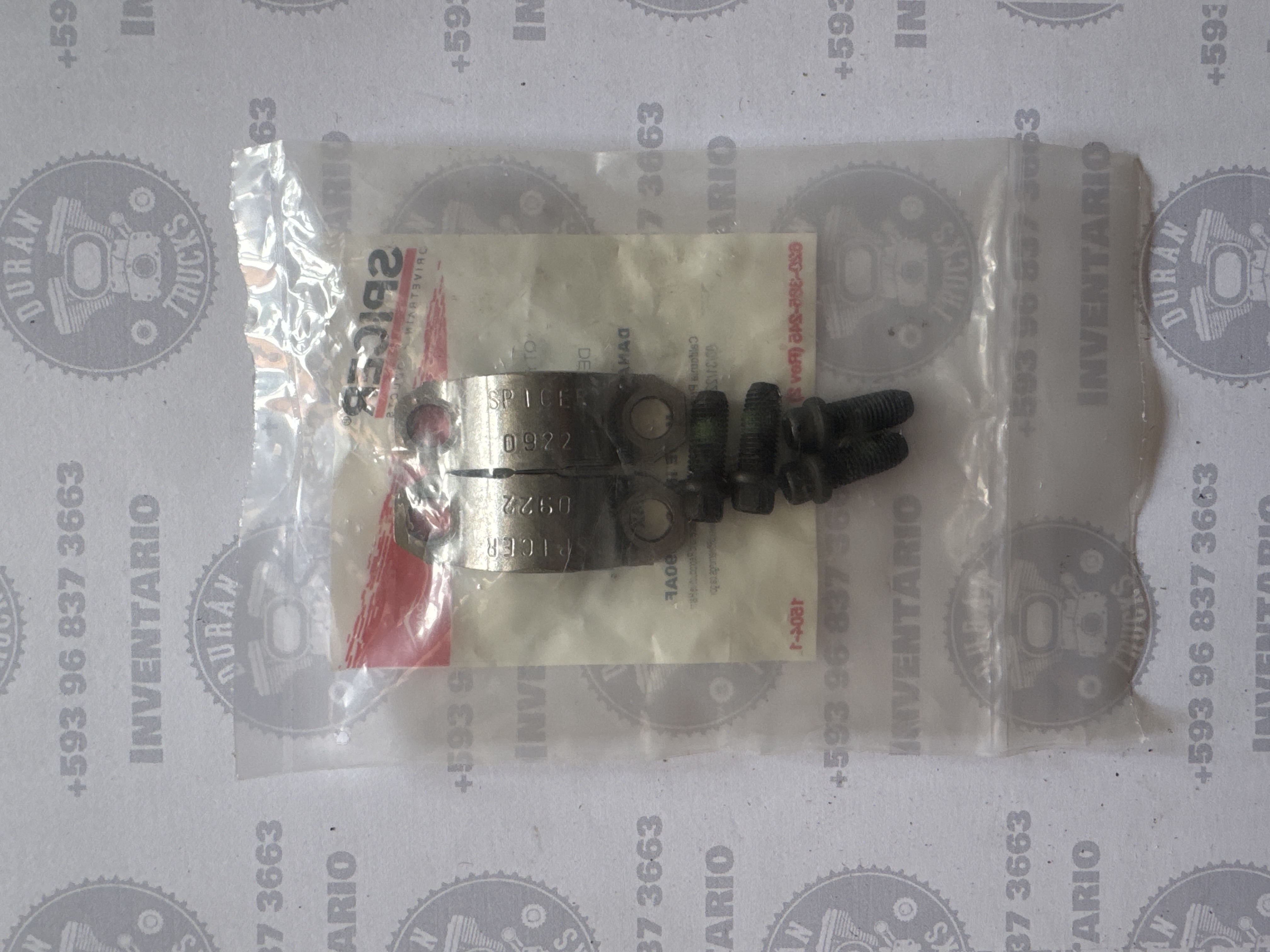ABRAZADERA O SEGURO DE CRUCETA BL330 CATERPILLAR JHON DEERE