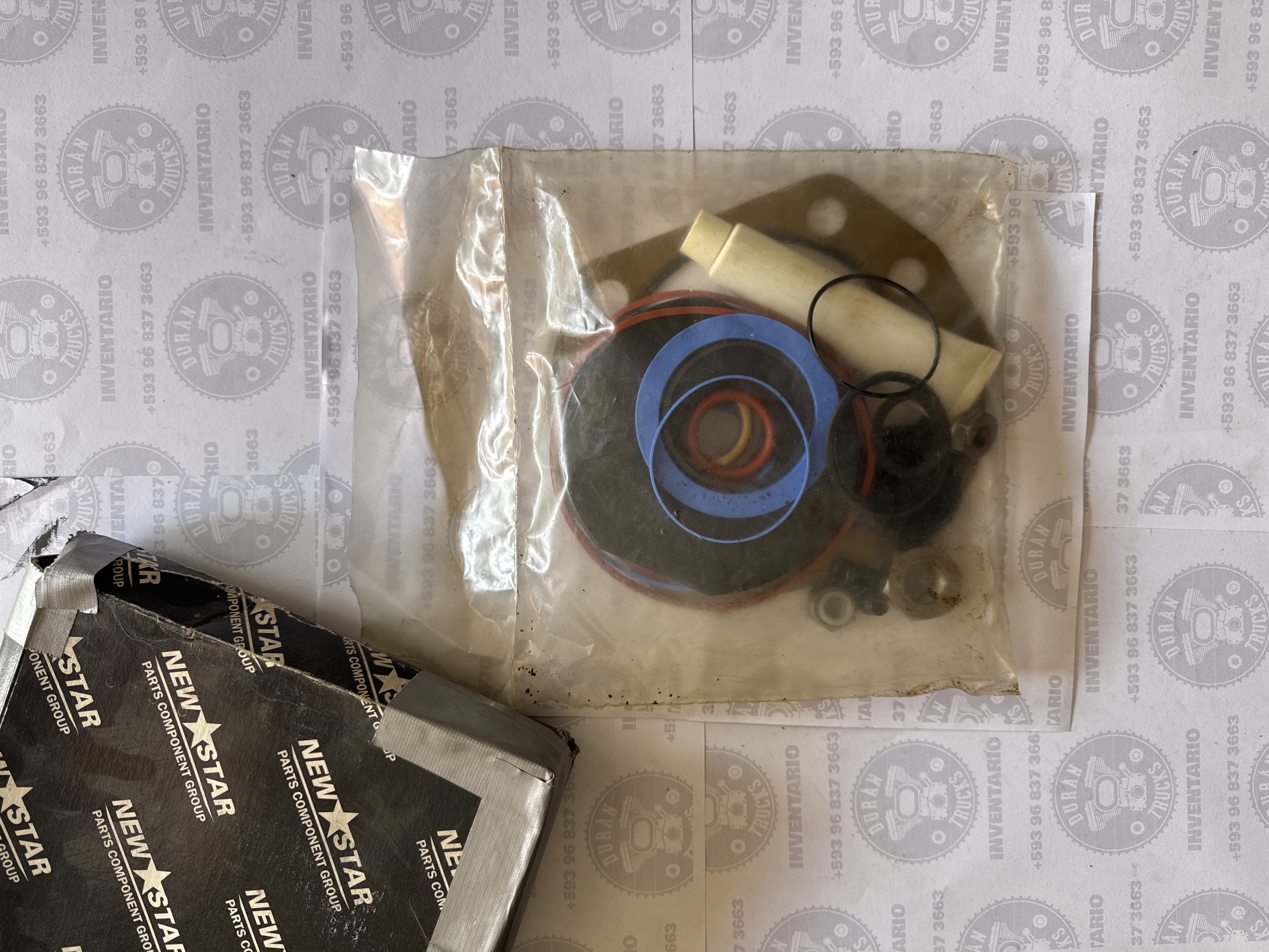 KIT DE REPARACION DE CAJA DE DIRECCION HFB70  FORD 