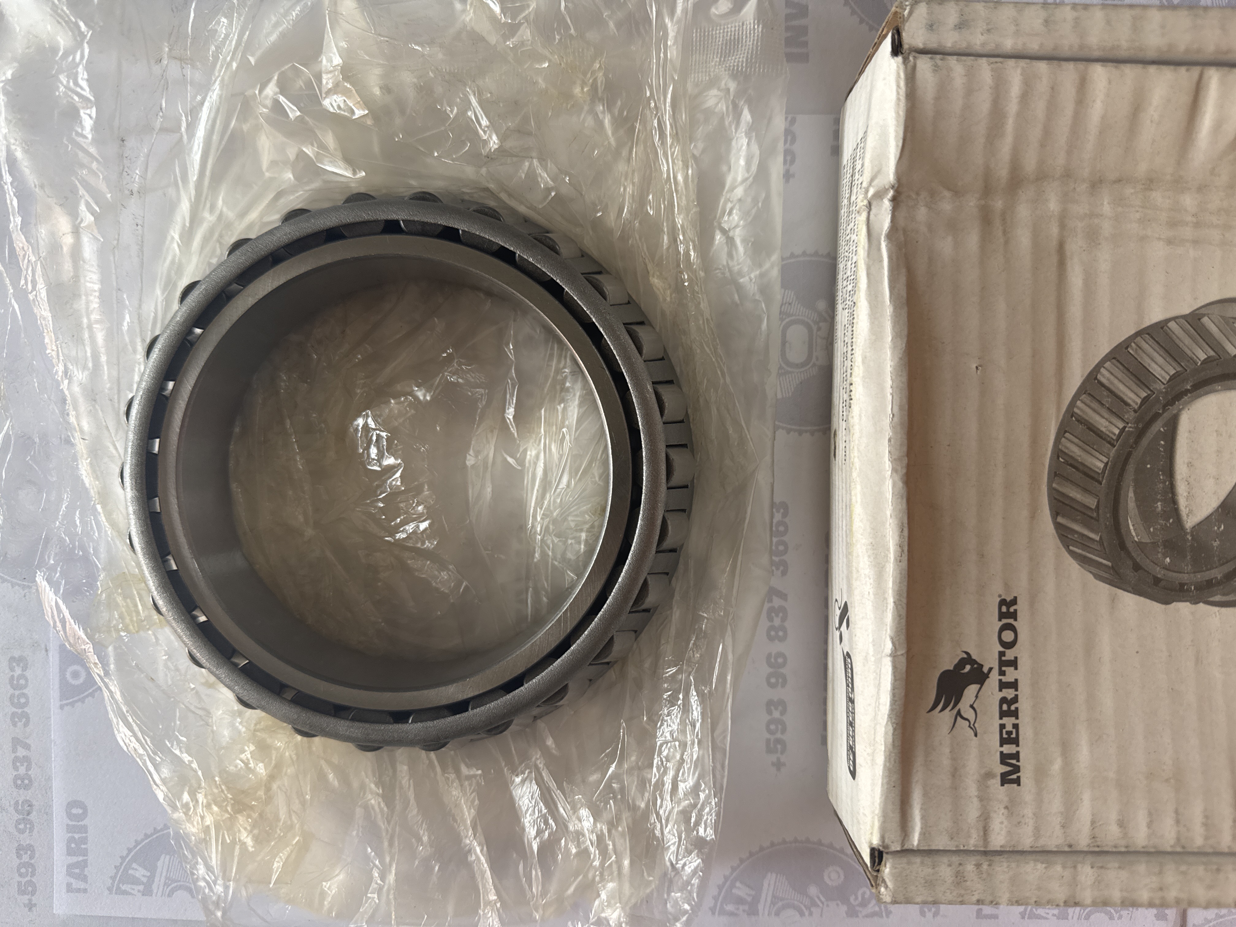 RODILLO DE CORONA MERITOR 42381 TRABAJA CON LA PISTA 42584