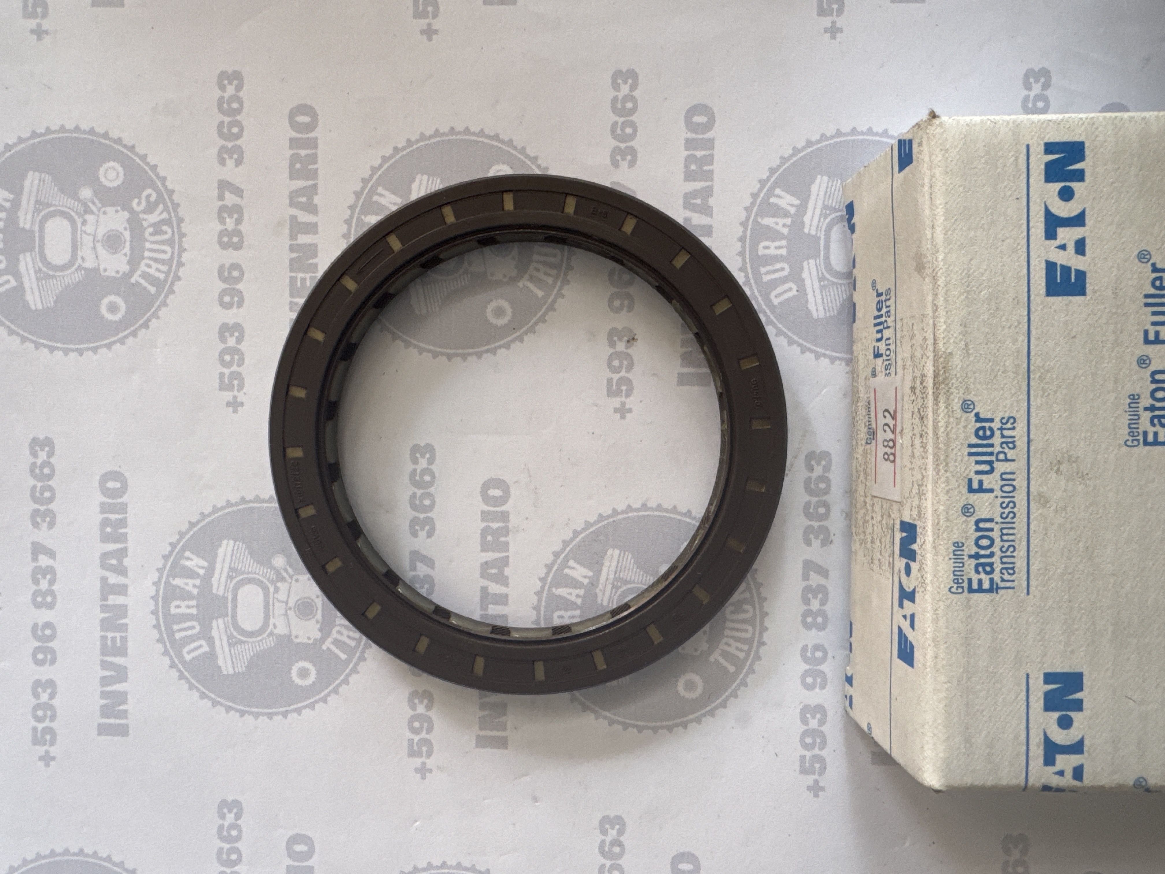 RETEN DE BRIDA DE CAJA EATON FS-6109A / 8209A HINO GH NISSAN PKC-212
