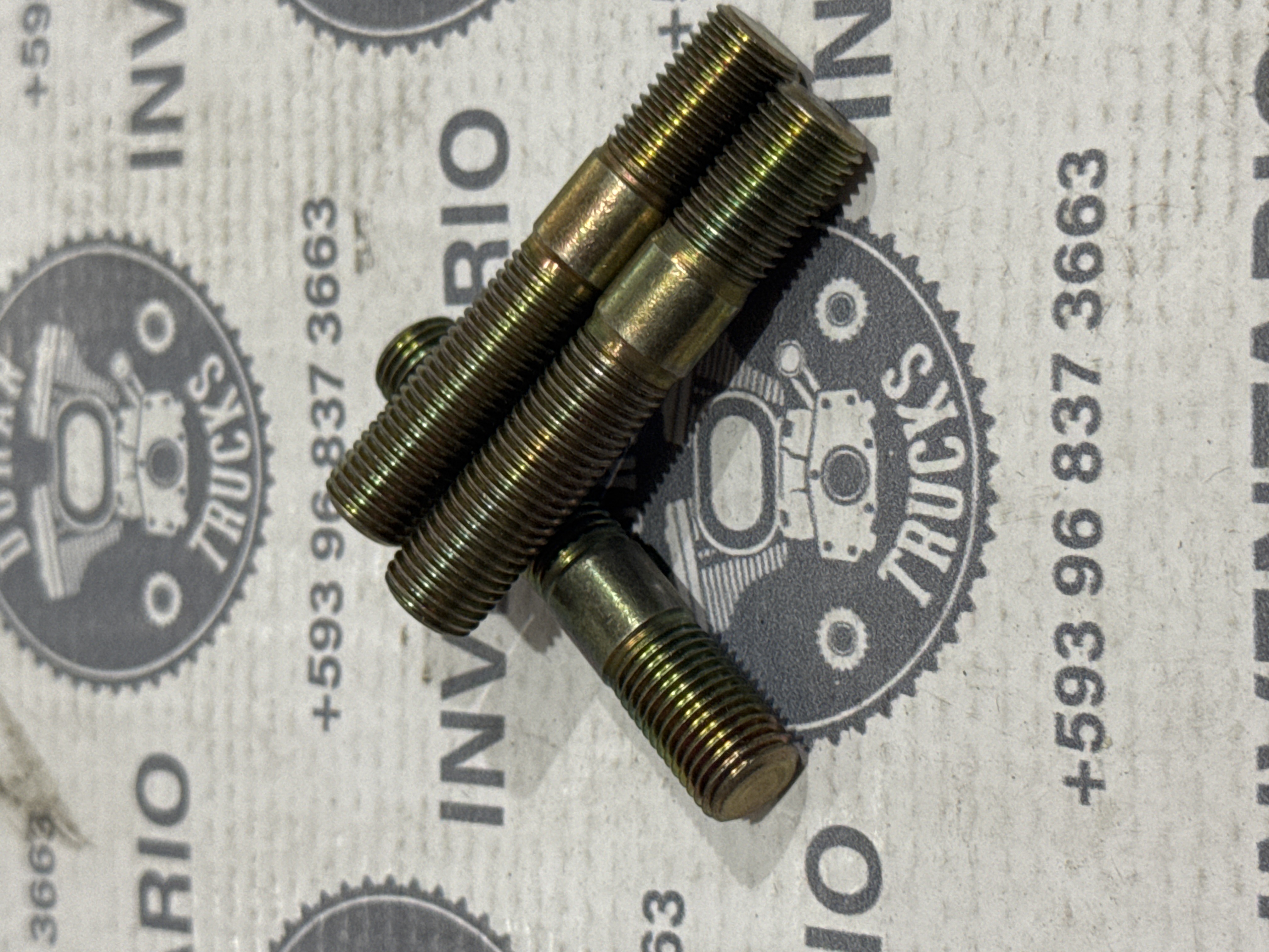 ESPARRAGOS DE TURBO CUMMINS NTC N14 N14E 3/8 ROSCA FINA