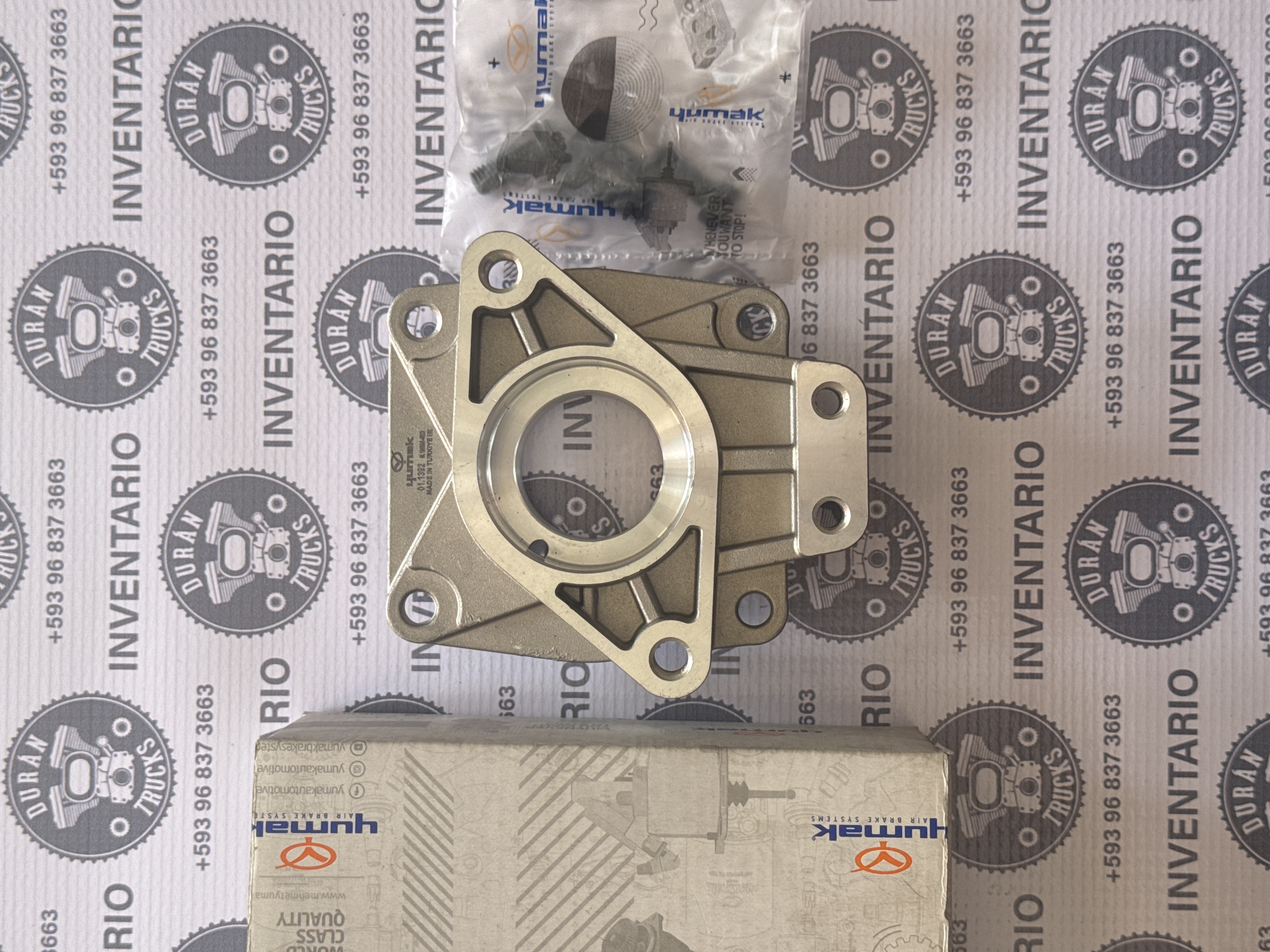 TAPA DE ALUMINIO POSTERIOR COMPRESOR 80mm CARGO 815