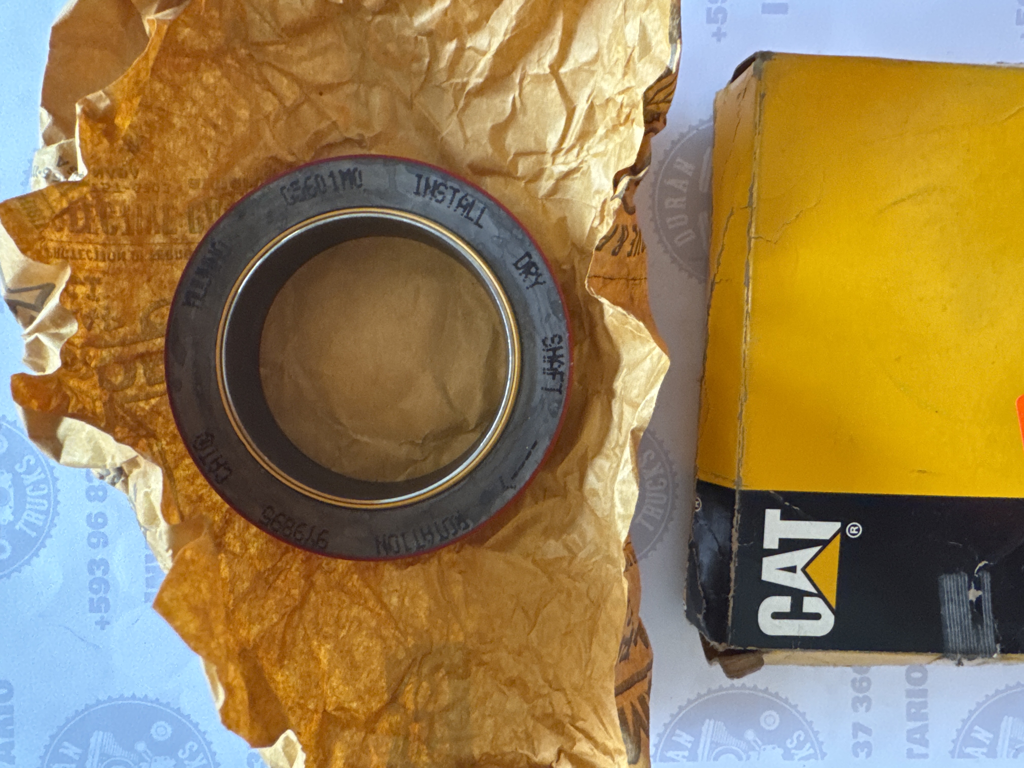 RETEN DELANTERO DEL CIGÜEÑAL CON PISTA CAT3304 CAT3306